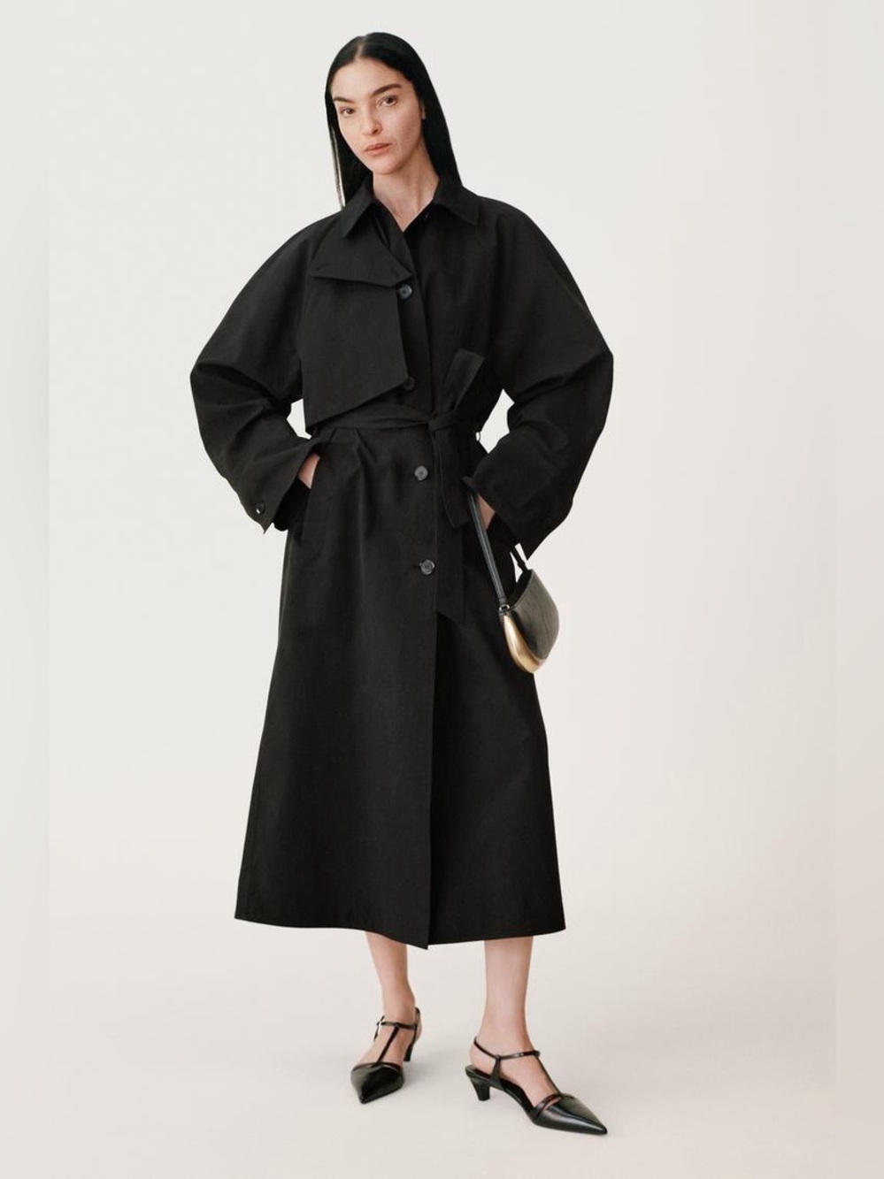 NWT. Zara Black Water-Repellent Fabric Rain Coat. Size XS-S.